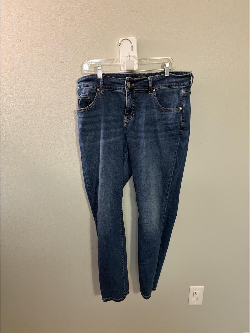 JAG Women's Blue Denim Jeans Size 16W